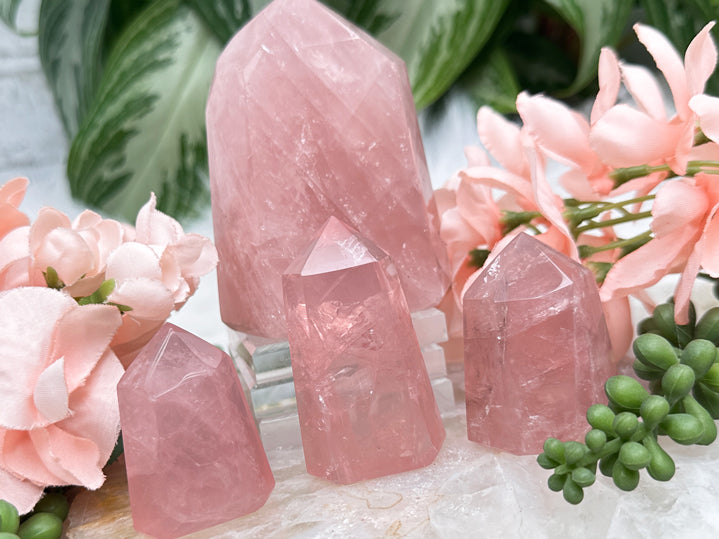 Pink L kiss me in high quality crystals