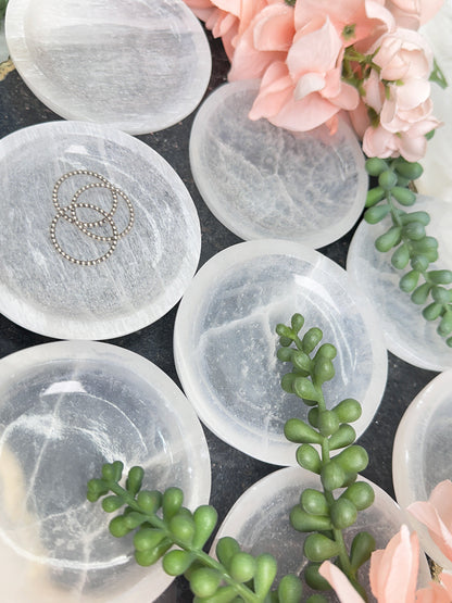 Round Selenite Ring Dish