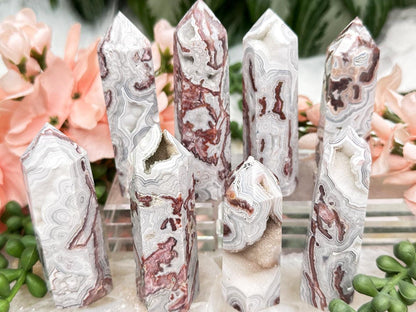 small-white-red-crazy-lace-agate-points