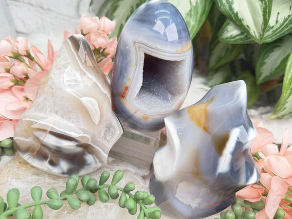 standing-orca-agate-flames-