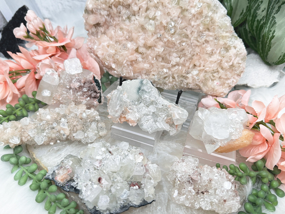 stilbite-apophyllite-clusters-from-india