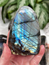 Load image into Gallery: Contempo Crystals - teal-blue-labradorite-stone - Image 11