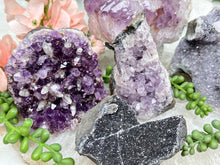 Load image into Gallery: Contempo Crystals - unique-amethyst-crystals-from-brazil - Image 1