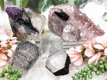 Load image into Gallery: Contempo Crystals - uruguay-amethyst-calcite-quartz - Image 1
