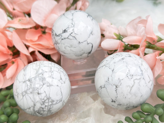 white howlite spheres