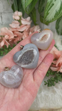 Load image into Gallery: Contempo Crystals - Agate-Heart-Pendants-Videos - Image 2