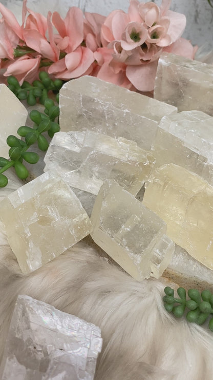 rainbows-in-optical-calcite