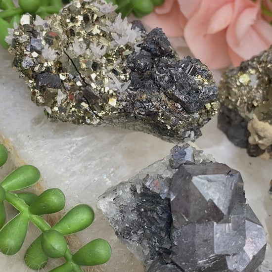 sphalerite-bornenite-galena-with-quartz