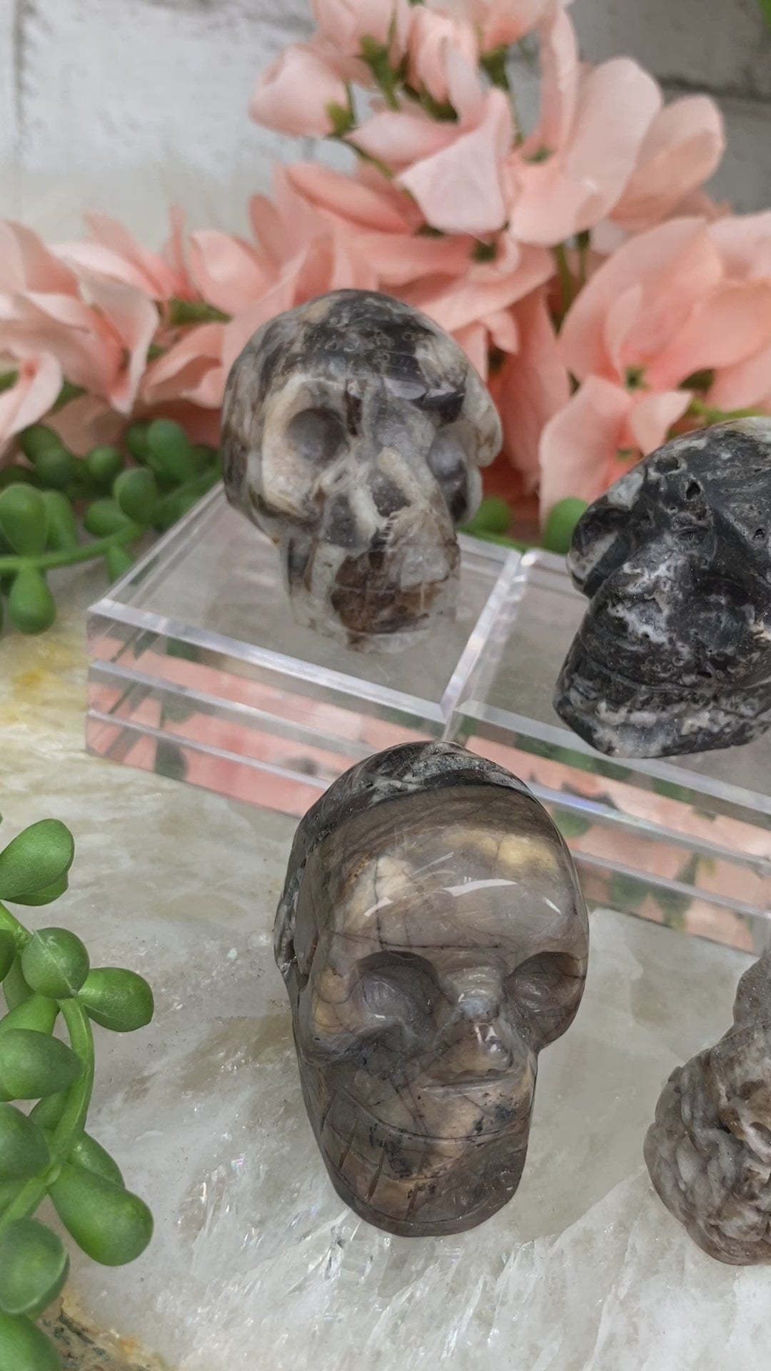small-sphalerite-skulls