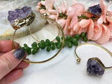 Load image into Gallery: Contempo Crystals - Raw-Purple-Amethyst-Cluster-Gold-Cuff-Bracelet - Image 4