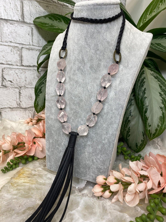 Baby-Pink-Rose-Quartz-Faceted-Bead-Vegan-Leather-Tassel-Crystal-Necklace