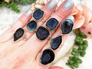 Contempo Crystals - Black-Agate-Rings - Image 1