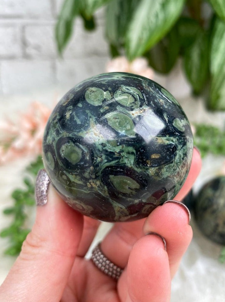    Black-Green-Kambaba-Jasper-Sphere
