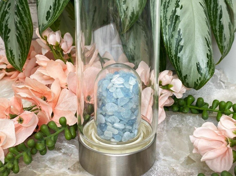 Blue-Aquamarine-Crystal-Chip-Glass-Water-Bottle