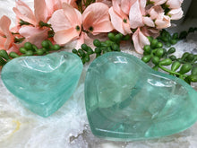 Load image into Gallery: Contempo Crystals - Blue-Green-Fluorite-Crystal-Heart-Ring-Bowls - Image 3