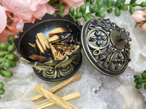 Contempo Crystals -    Brass-Lotus-Incense-Bowl-for-Palo-Santo-Sage-Resin-Burning - Image 5