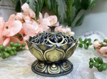 Load image into Gallery: Contempo Crystals - Brass-Metal-Lotus-Flower-Incense-Burning-Bowl - Image 4