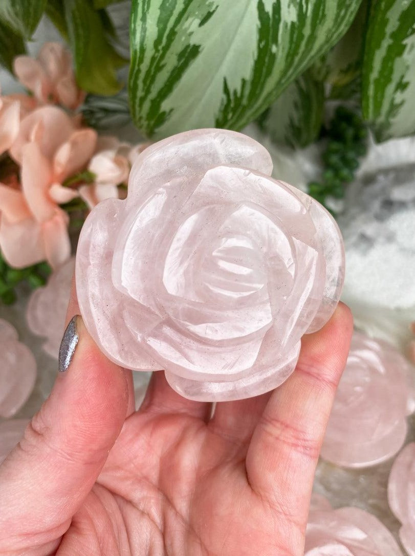 Carved-Crystal-Rose