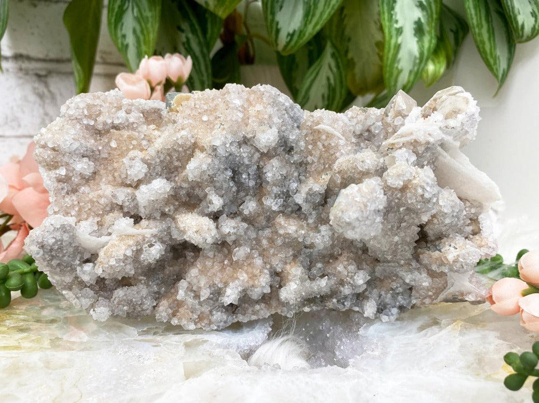 Contempo Crystals - Dalnegorsk-Quartz-Calcite-Sphalerite - Image 1