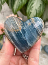 Load image into Gallery: Contempo Crystals - Dark-Blue-Onyx-Heart - Image 7