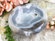 Load image into Gallery: Contempo Crystals - Druzy Agate Bowl - Image 3