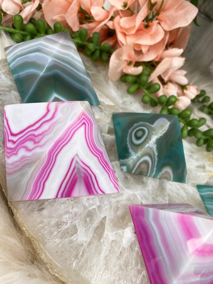 Dyed-Pink-Green-Agate-Pyramids