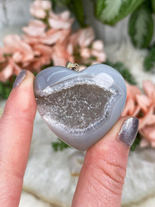 Contempo Crystals - Gray-Agate-Heart-Pendant - Image 5