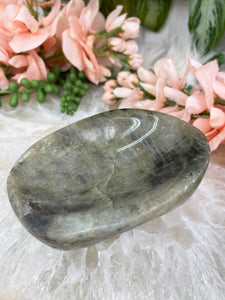 Contempo Crystals - Gray-Labradorite-Ring-Dish - Image 5