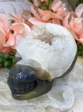 Load image into Gallery: Contempo Crystals - Gray-White-Chalcedony-Quartz-Agate-Skull-Crystal - Image 9