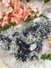 Load image into Gallery: Contempo Crystals - Gray-White-Quartz-from-Dalnegorsk-Russia - Image 8
