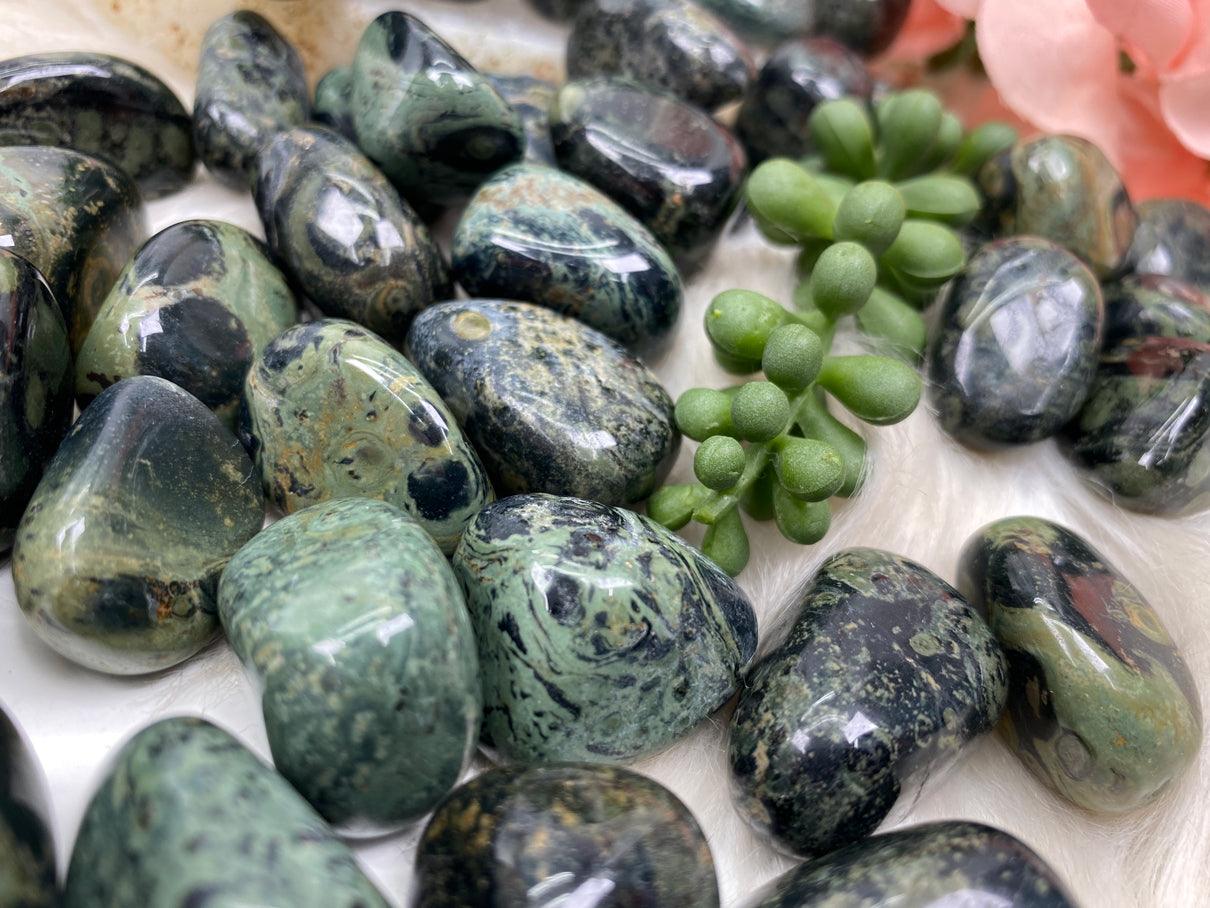 Tumbled-Green-Black-Kambaba-Jasper-Crystals-from-Madagascar