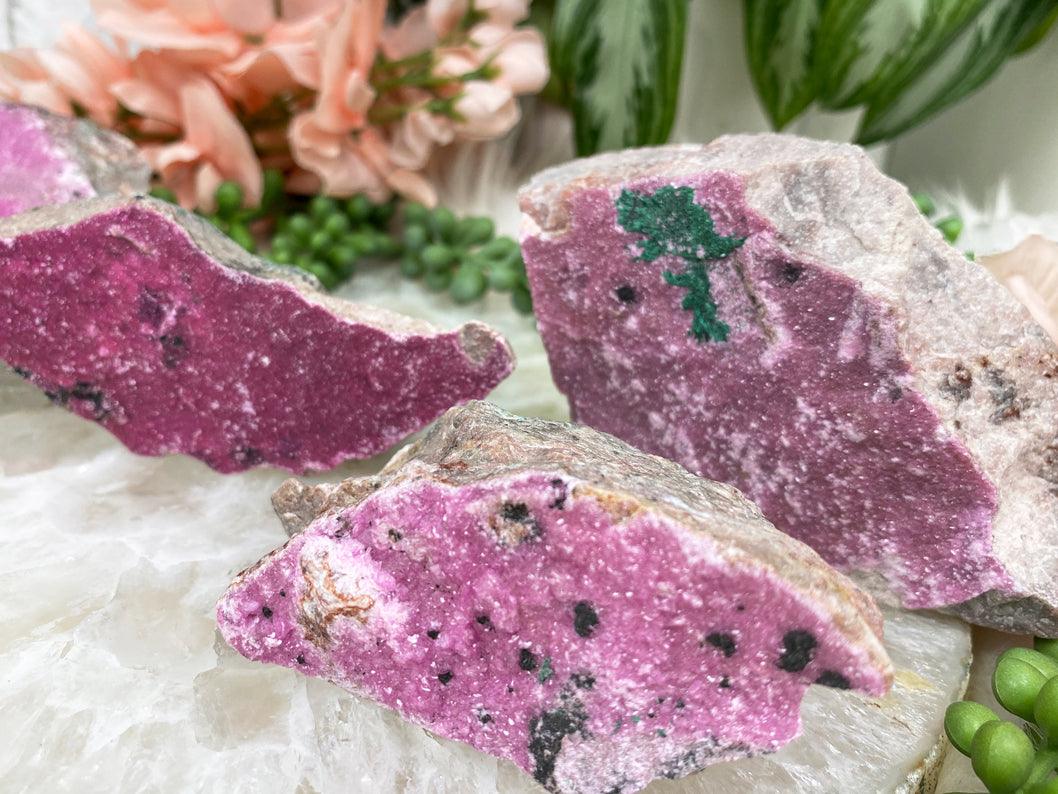 Contempo Crystals - Green-Malachite-on-Pink-Cobalto-Calcite-Clusters - Image 1