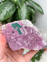 Load image into Gallery: Contempo Crystals - Green-Malachite-on-Pink-Cobalto-Calcite - Image 9