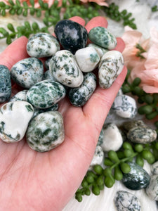 Contempo Crystals - Green-White-Tumbled-Moss-Agate - Image 2
