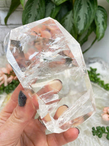 Contempo Crystals - High-Quality-Brazil-Clear-Quartz-Geometric-Crystal - Image 10