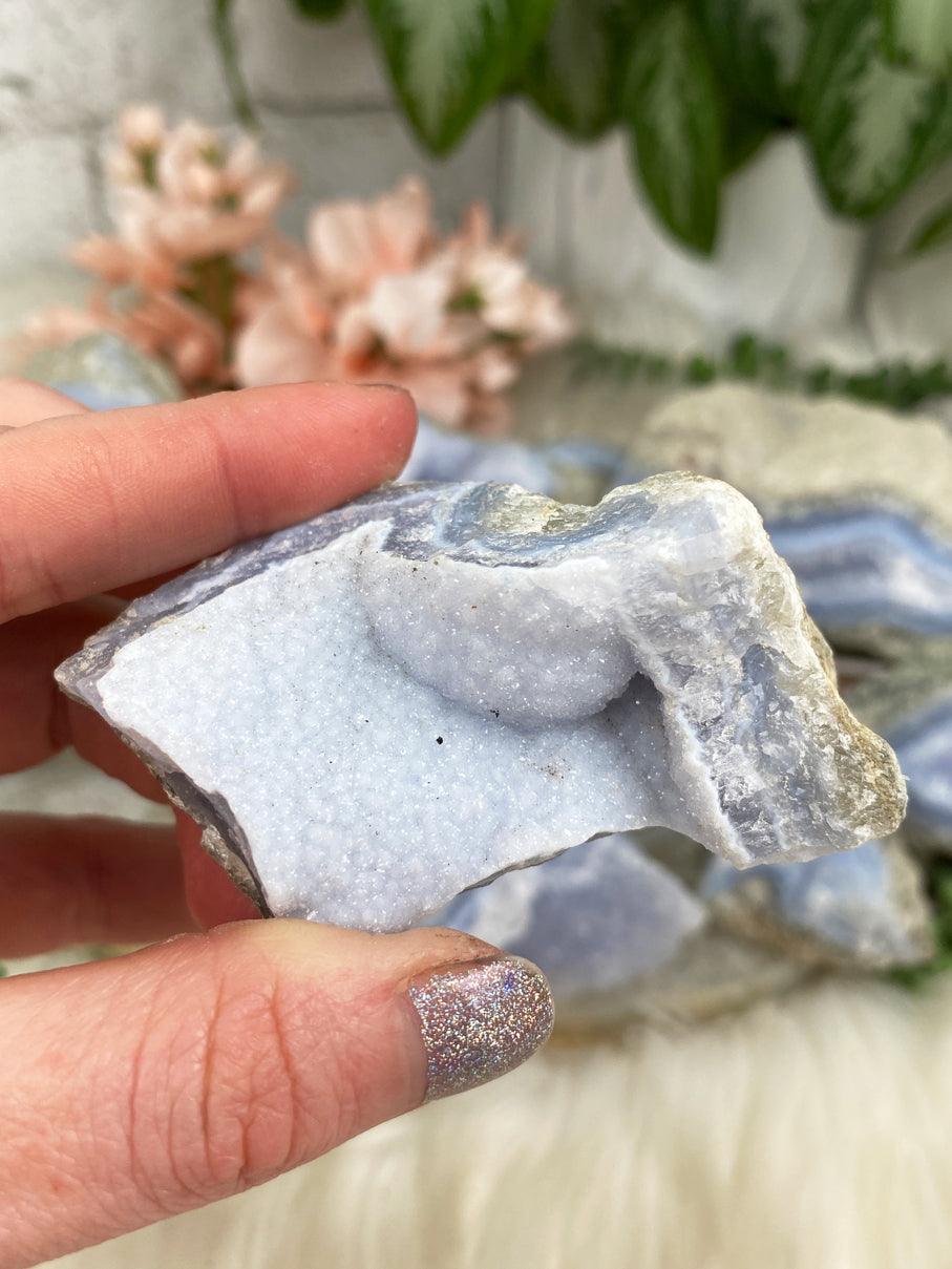 druzy-botryoidal-blue-lace-agate