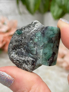 Contempo Crystals - small-emerald-matrix-carving - Image 20