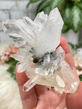Load image into Gallery: Contempo Crystals - twin-colombian-quartz-points - Image 17