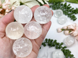 Contempo Crystals - White optical calcite spheres. - Image 2