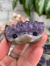 Load image into Gallery: Contempo Crystals - chunky-amethyst-hedgehog - Image 13