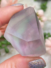 Load image into Gallery: Contempo Crystals - geometric-pink-fgreen-fluorite - Image 10