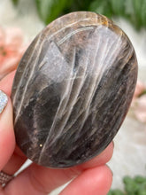 Load image into Gallery: Contempo Crystals - brown-moonstone-palm-stone-with-flash - Image 14