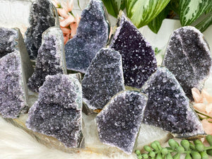 Contempo Crystals - standing-purple-amethyst - Image 2
