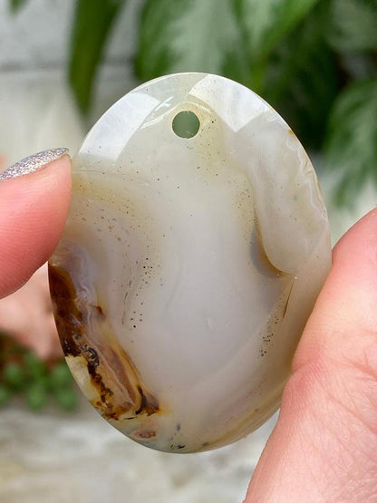 tan-agate-pendant