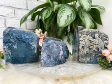 Load image into Gallery: Contempo Crystals - Blue-Agate-Candle-Holder-Decor - Image 11