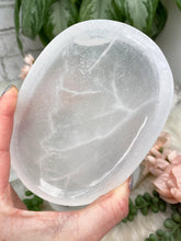 Load image into Gallery: Contempo Crystals - white-oval-selenite-plate - Image 5
