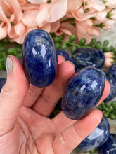 Load image into Gallery: Contempo Crystals - blue-sodalite-hearts - Image 6