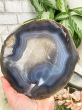 Load image into Gallery: Contempo Crystals - Large-Gray-Agate-Ring-Dish - Image 7