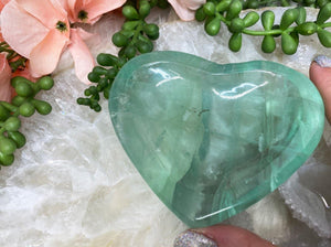 Contempo Crystals - Mint-Green-Fluorite-Heart-Crystal-Dish-from-China - Image 4