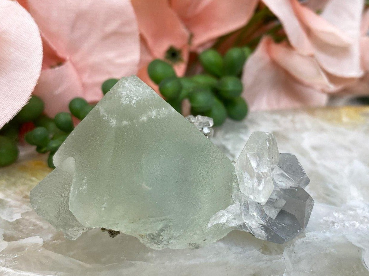 Green-Fluorite-Octahedron-Formation-with-Gray-Bladed-Calcite